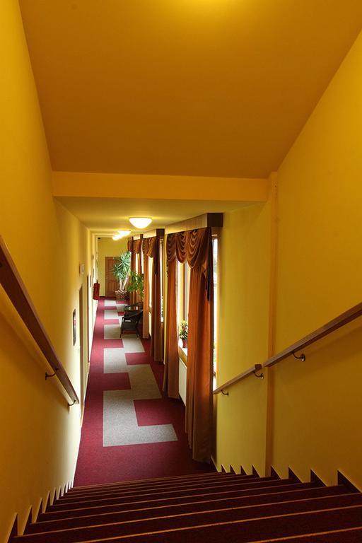 Hotel Satyam ブルノ エクステリア 写真